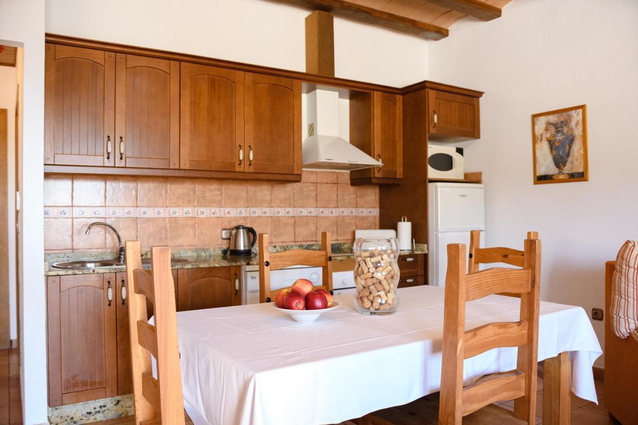 Complejo Rural Sol De Taberno Pensionat Exteriör bild