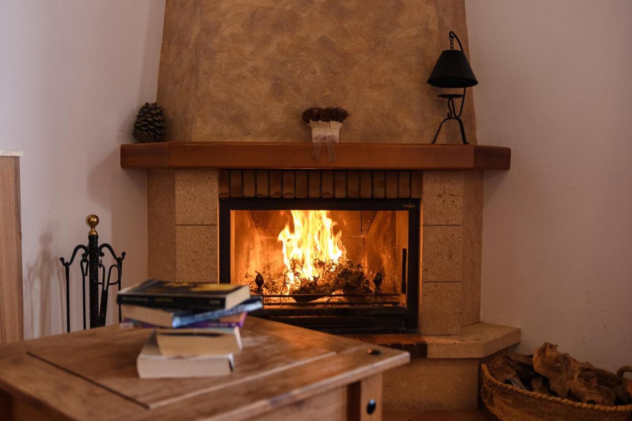 Complejo Rural Sol De Taberno Pensionat Exteriör bild