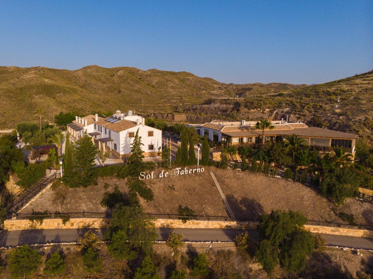 Complejo Rural Sol De Taberno Pensionat Exteriör bild