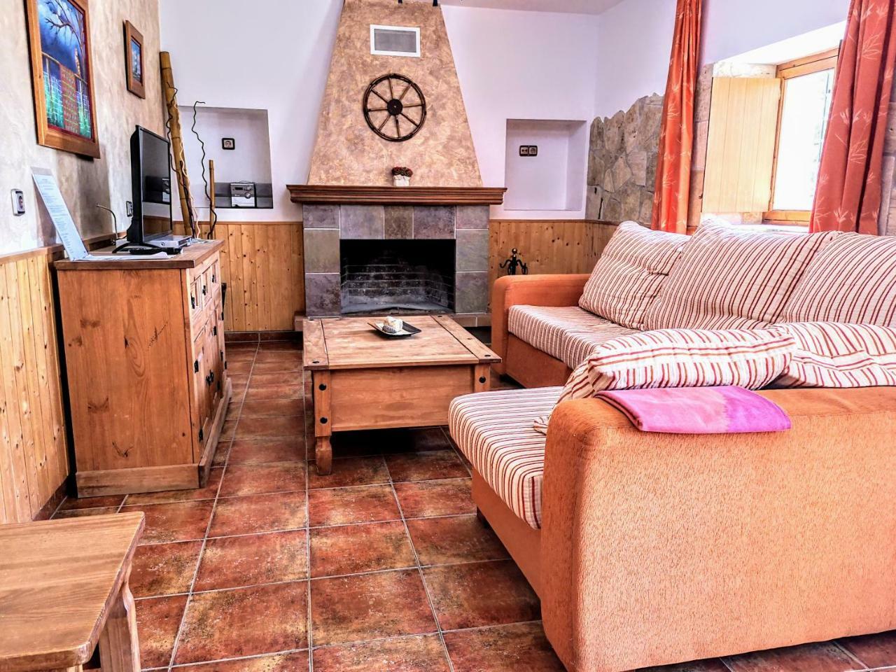 Complejo Rural Sol De Taberno Pensionat Exteriör bild