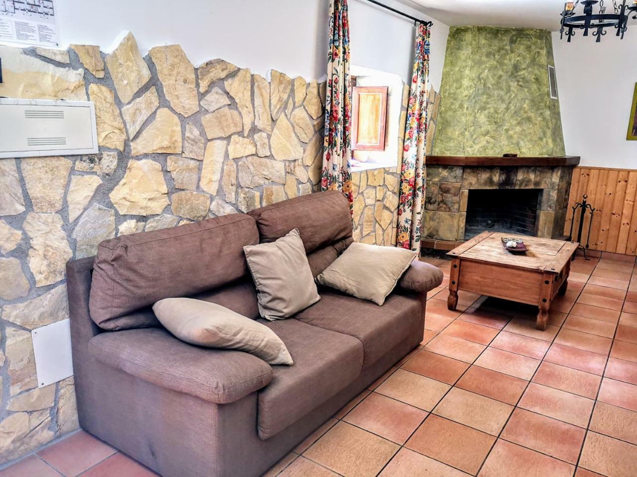Complejo Rural Sol De Taberno Pensionat Exteriör bild